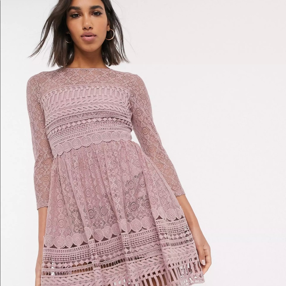 Gorgeous ASOS lace dress 🌸